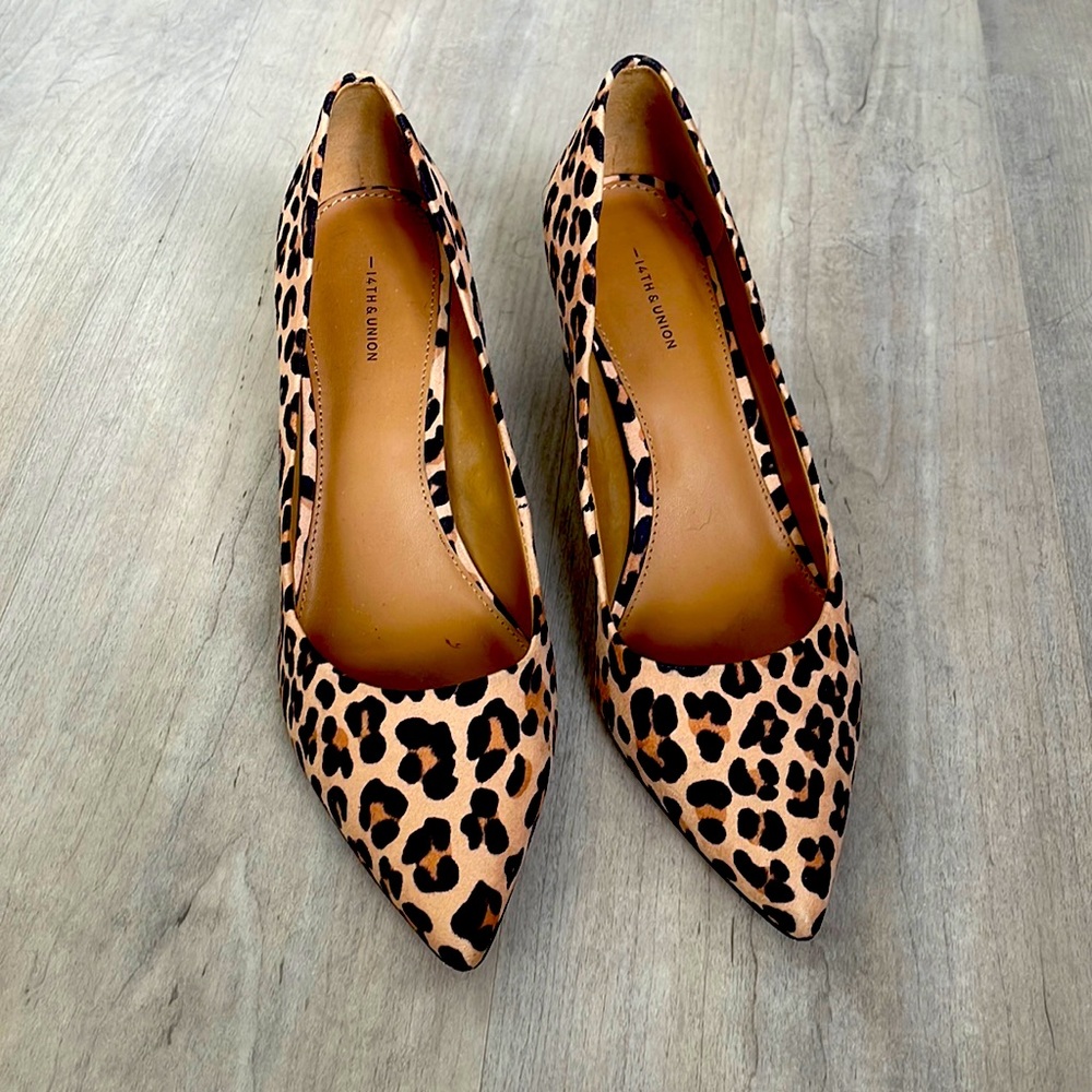 Gently worn size 8 leopard print closed toe block heel by 14th & Union